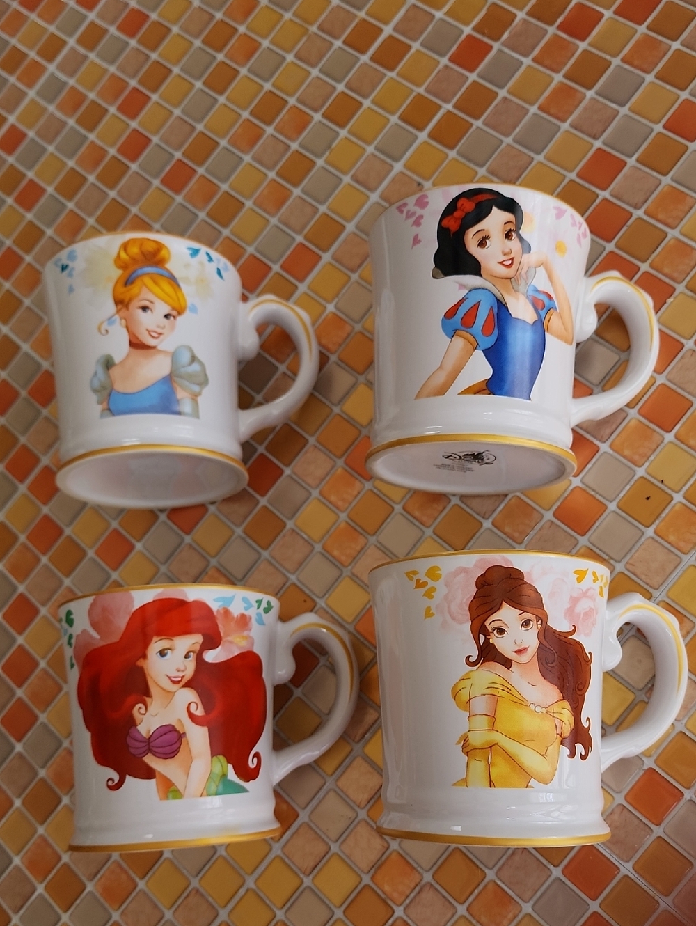 "Disney Store" Princesses Ceramic Set of 4 Coffee Mugs/Tea Cups 💛💙💜🩵